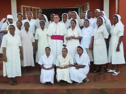 Filles de la Charité de Sacré-Coeur de Jésus (FCSCJ) - Archidiocèse d'Antsiranana